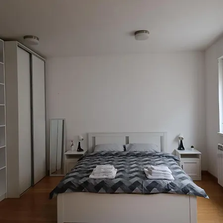 White Apartment Belgrad Exteriör bild