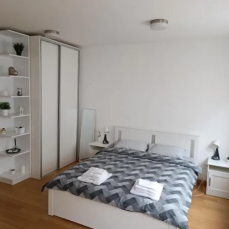 White Apartment Belgrad Exteriör bild
