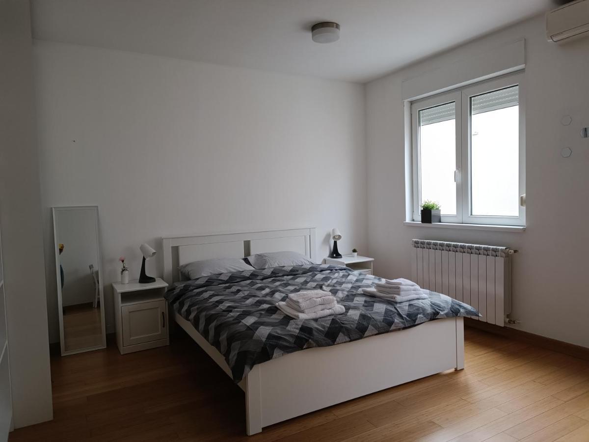 Appartamento White Belgrado